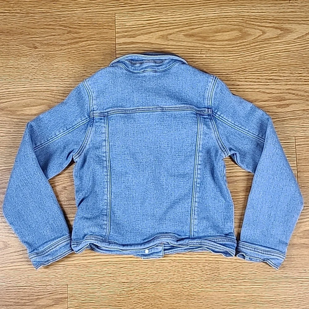 ZUNIE, L, 10/12, GIRLS 2022 BUTTON STRECH DENIM JEAN PRE-OWNED TRUCKER JACKET